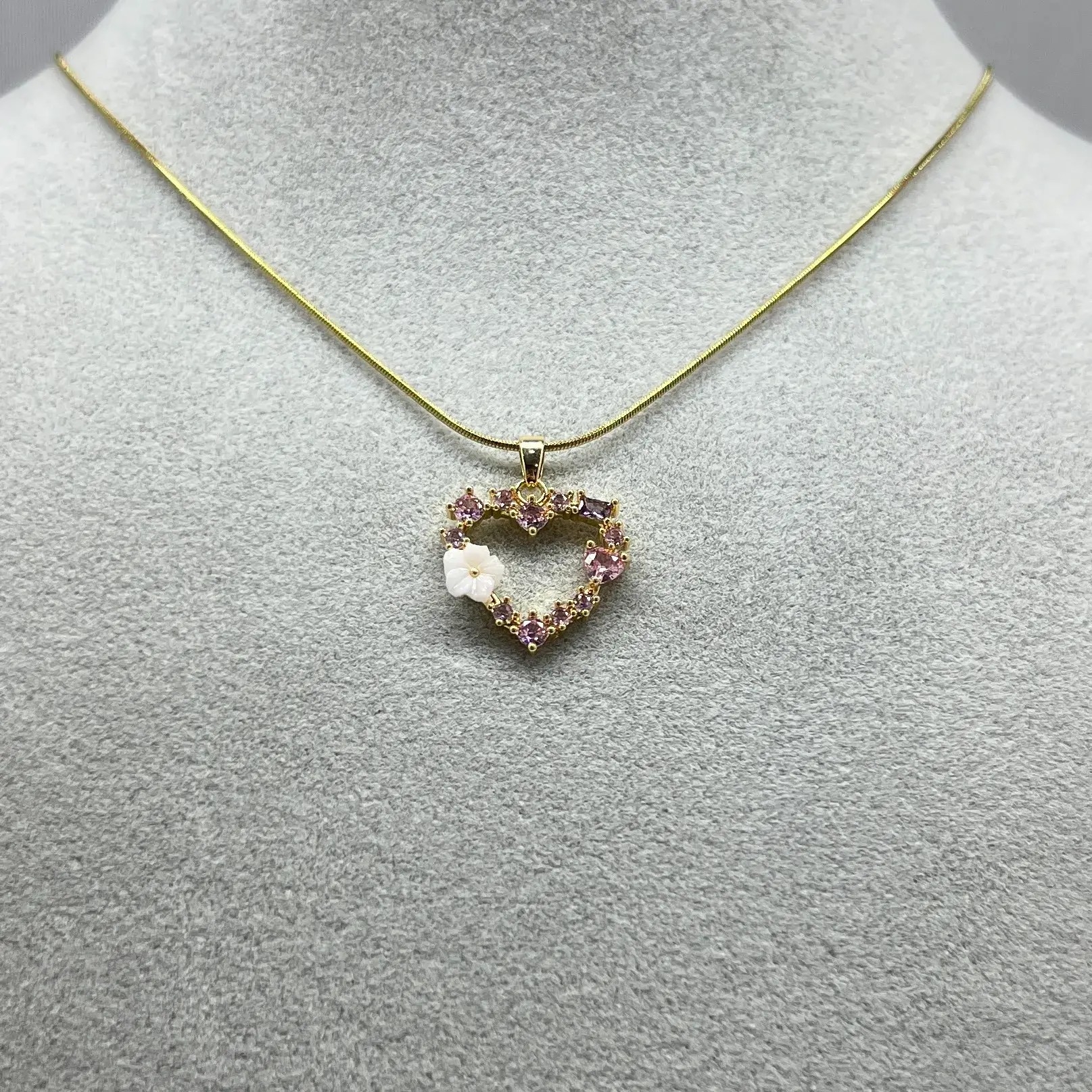 ÇELİK I Kalp Çiçek Kolye