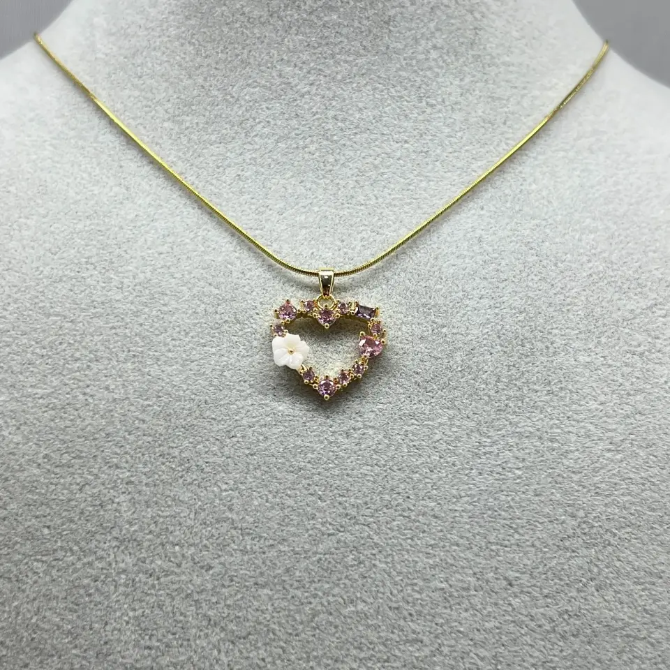 ÇELİK I Kalp Çiçek Kolye