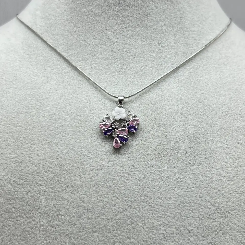 ÇELİK I Çiçek Kolye