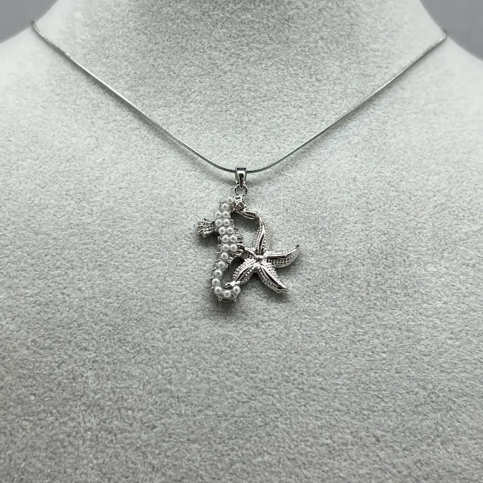 ÇELİK I Deniz Atı Kolye