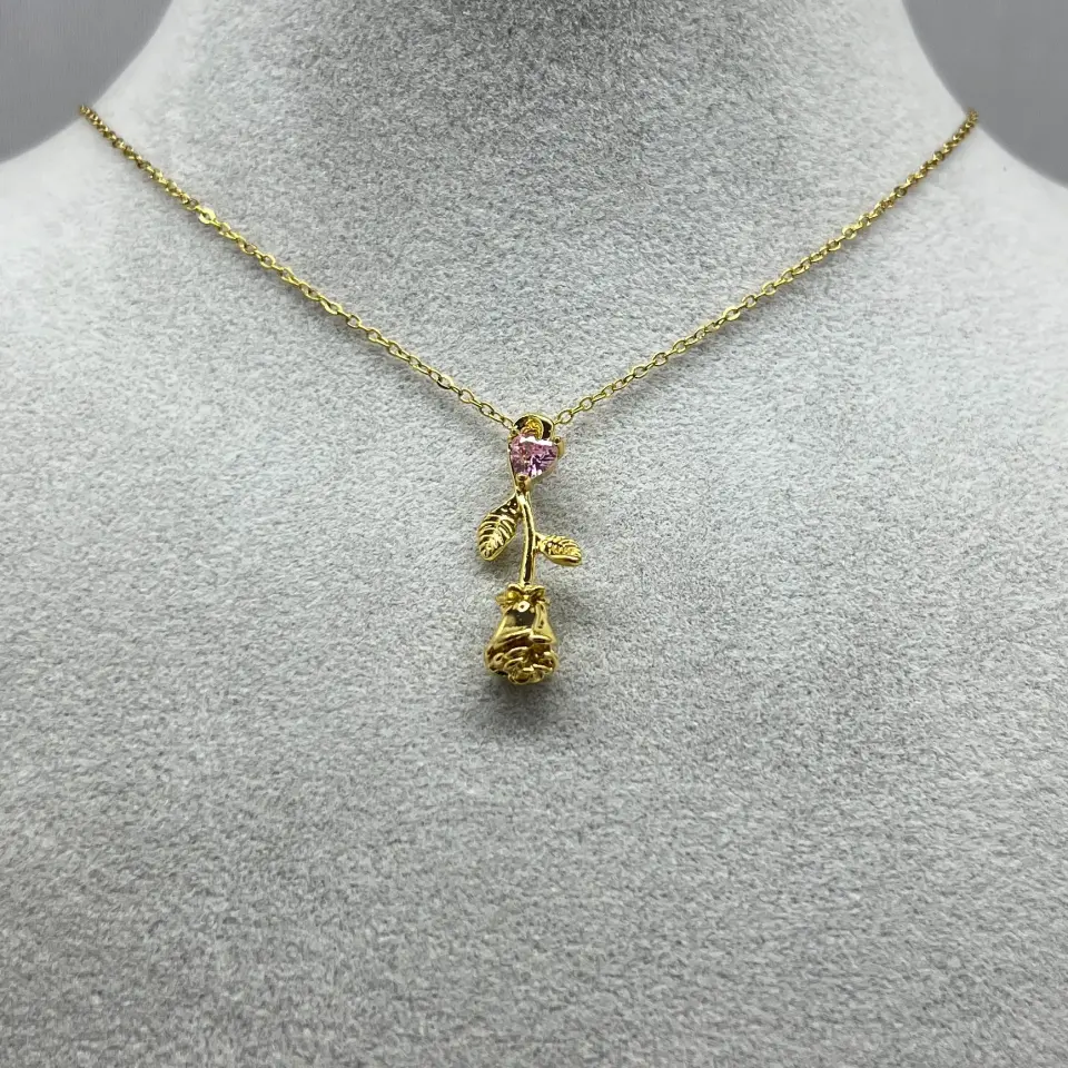 ÇELİK I Kalp Gül Kolye