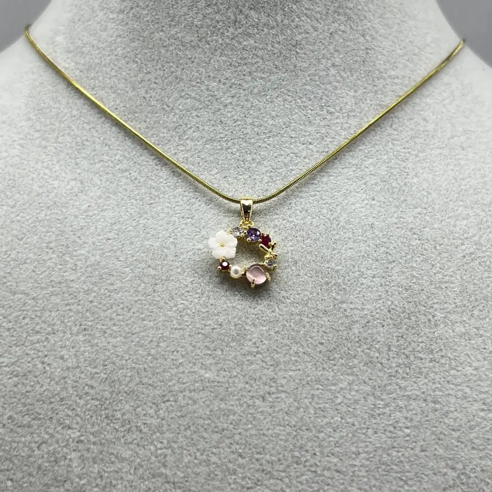 ÇELİK I Taşlı Çiçek Kolye