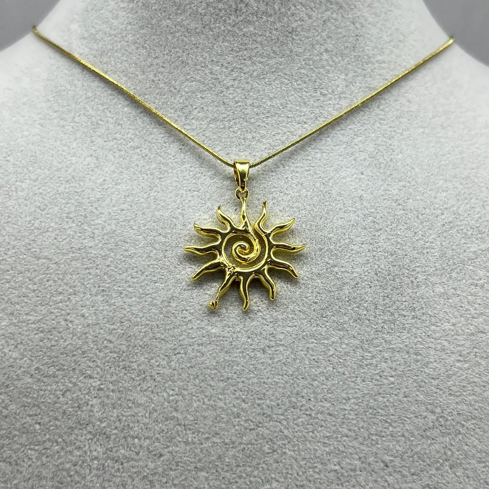 ÇELİK I Güneş Kolye