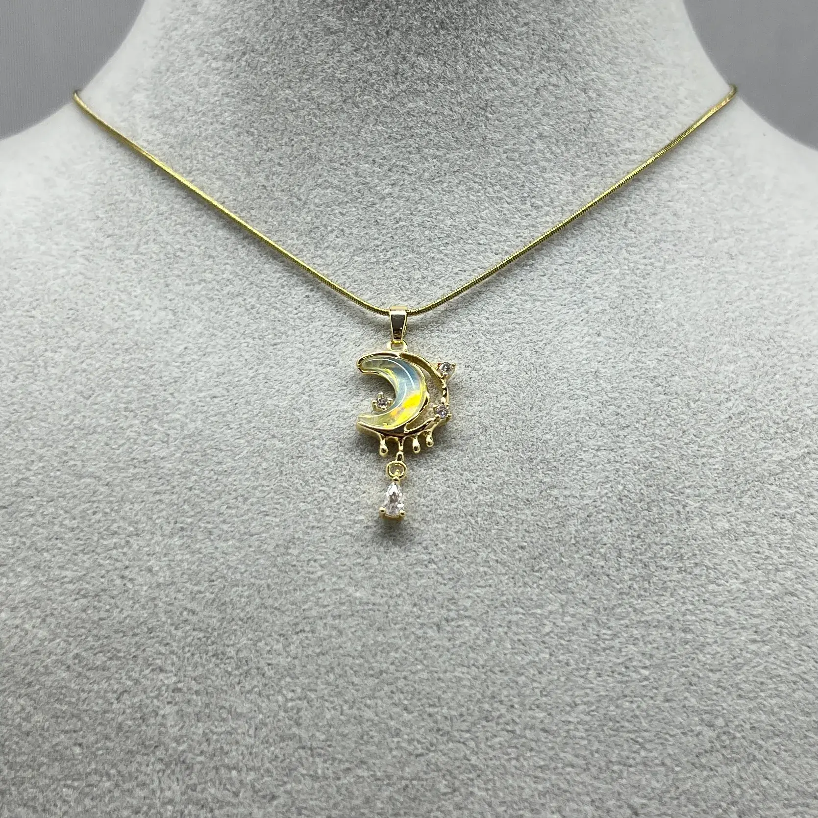 ÇELİK I Retro Sedefli Ay Kolye