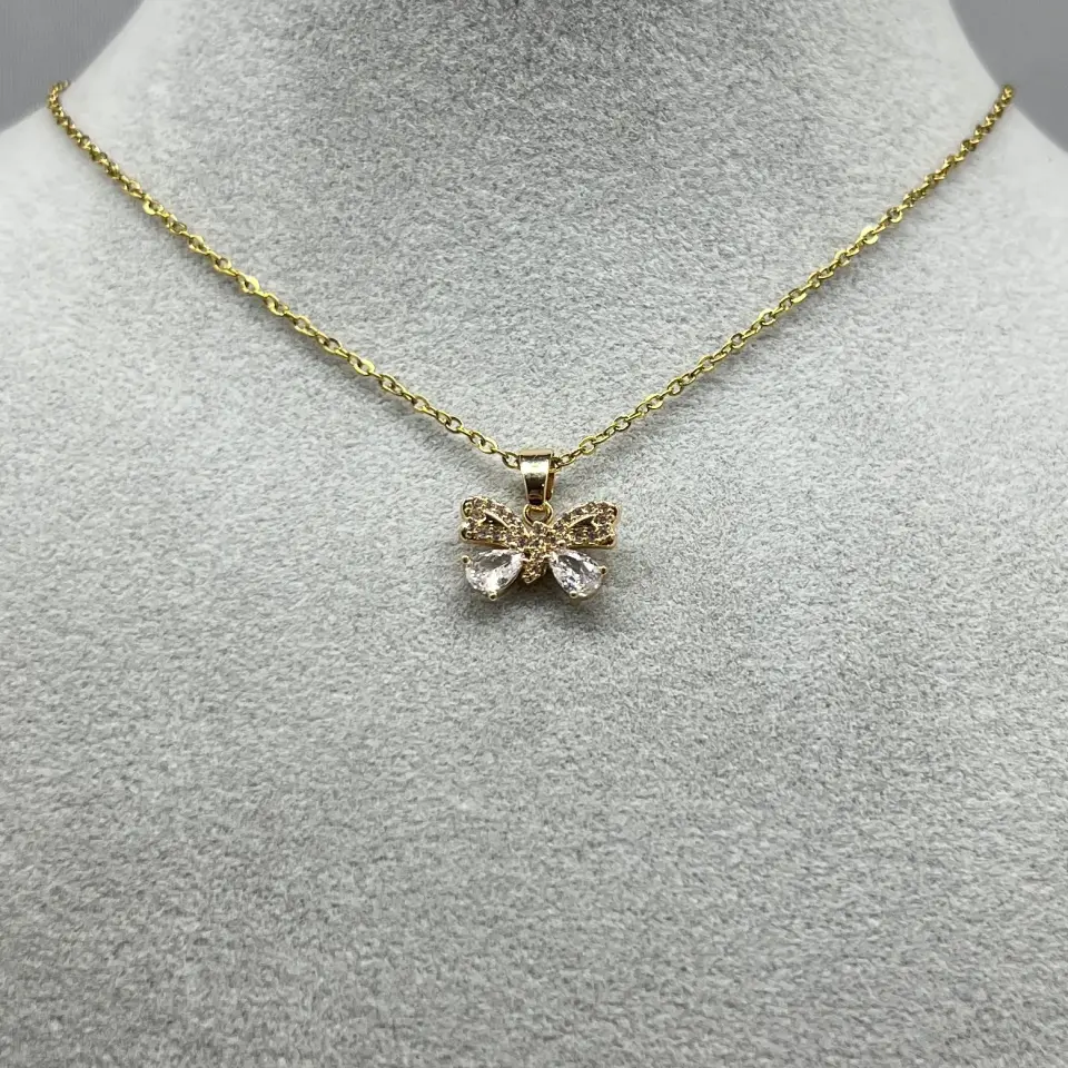 ÇELİK I Taşlı Kelebek Kolye
