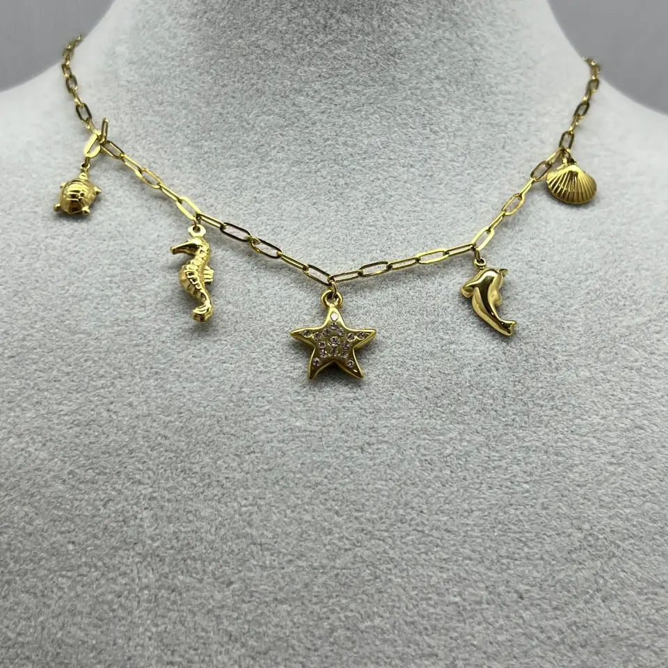 ÇELİK I Charmlı Yıldız Kolye