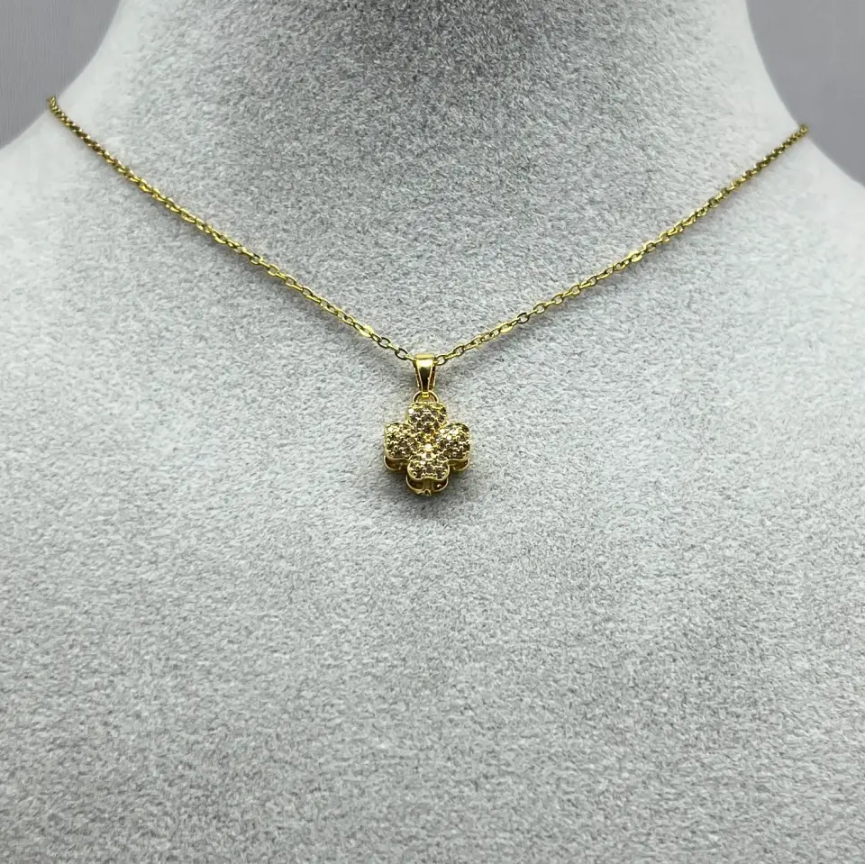 ÇELİK I Taşlı Yonca Kolye