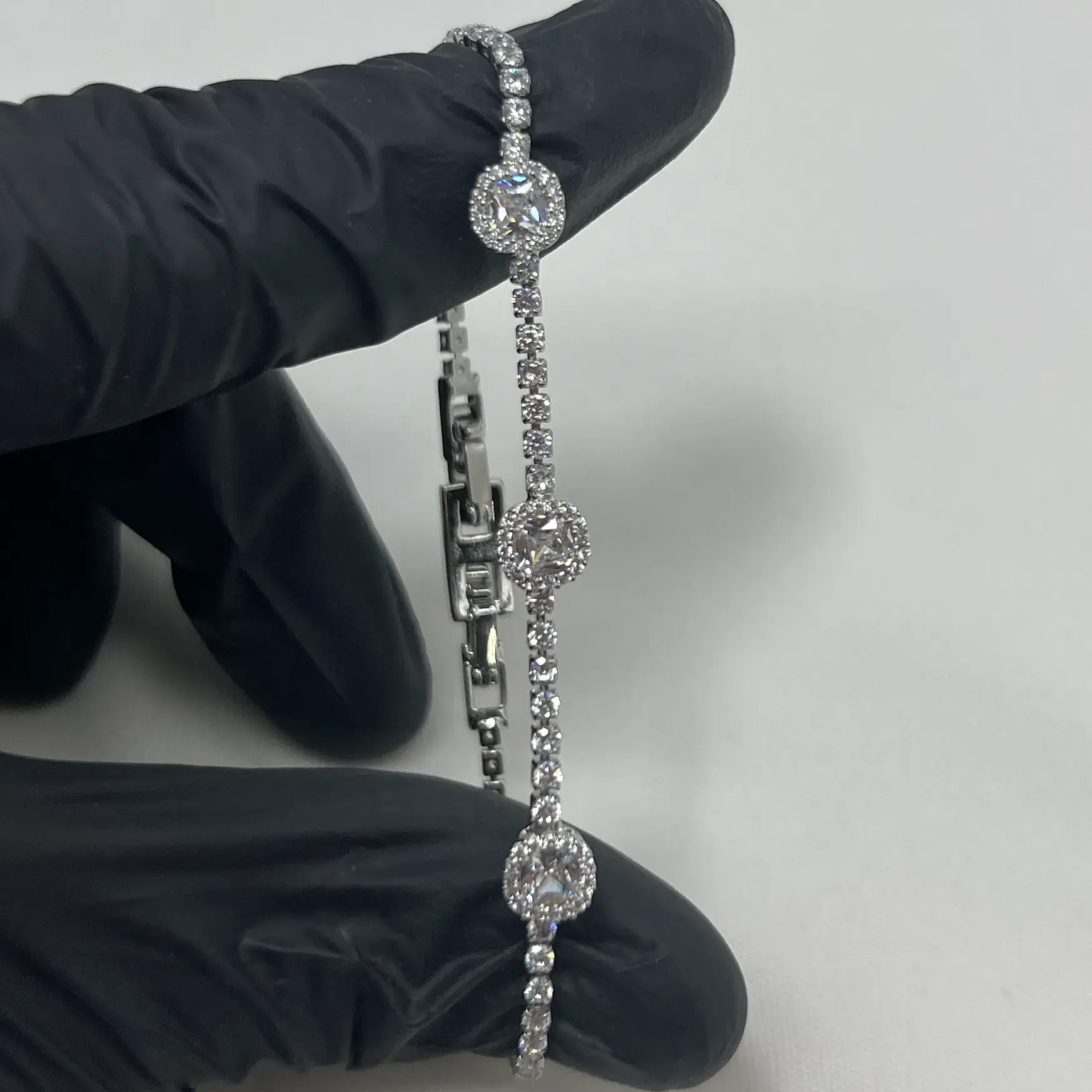 Vip I Suyolu Taşlı Bileklik