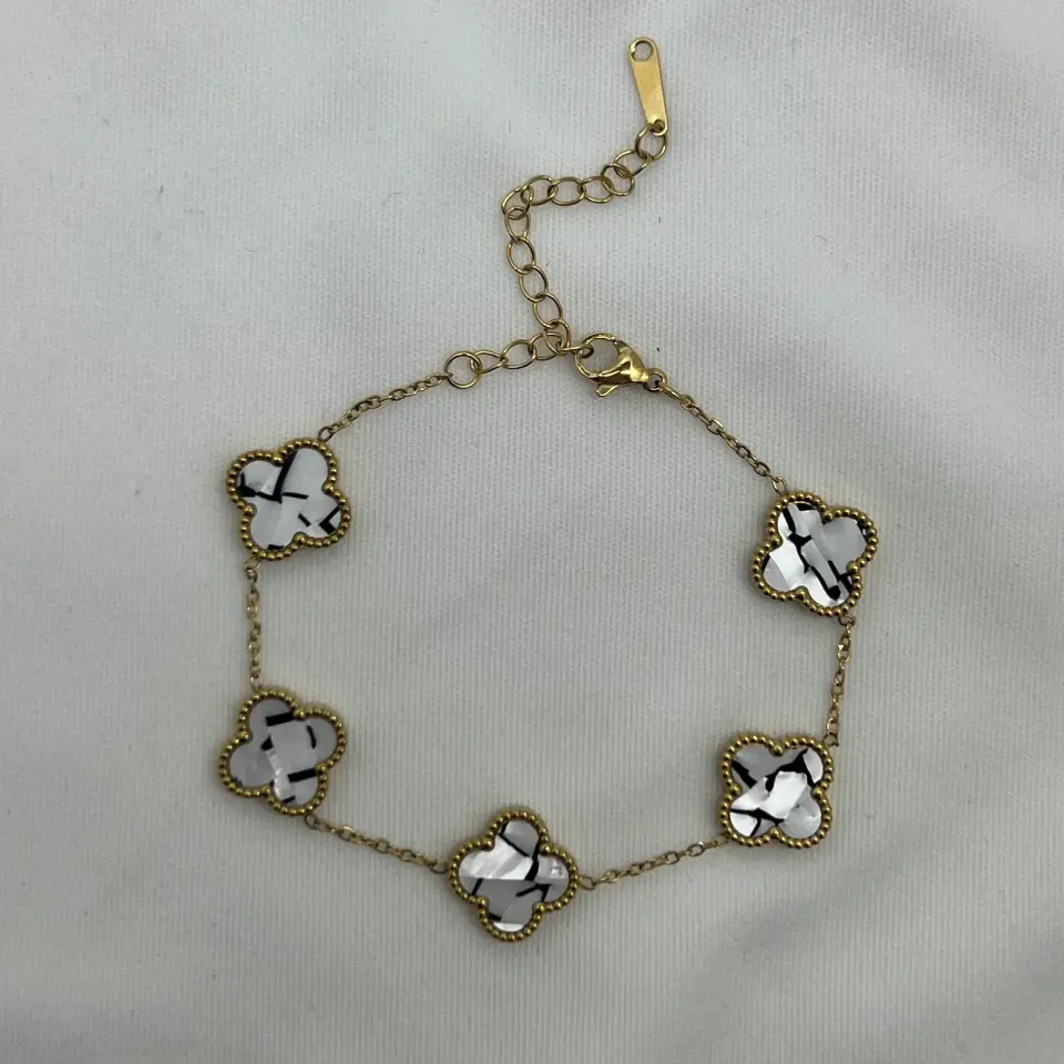 ÇELİK I Yonca Bilekik