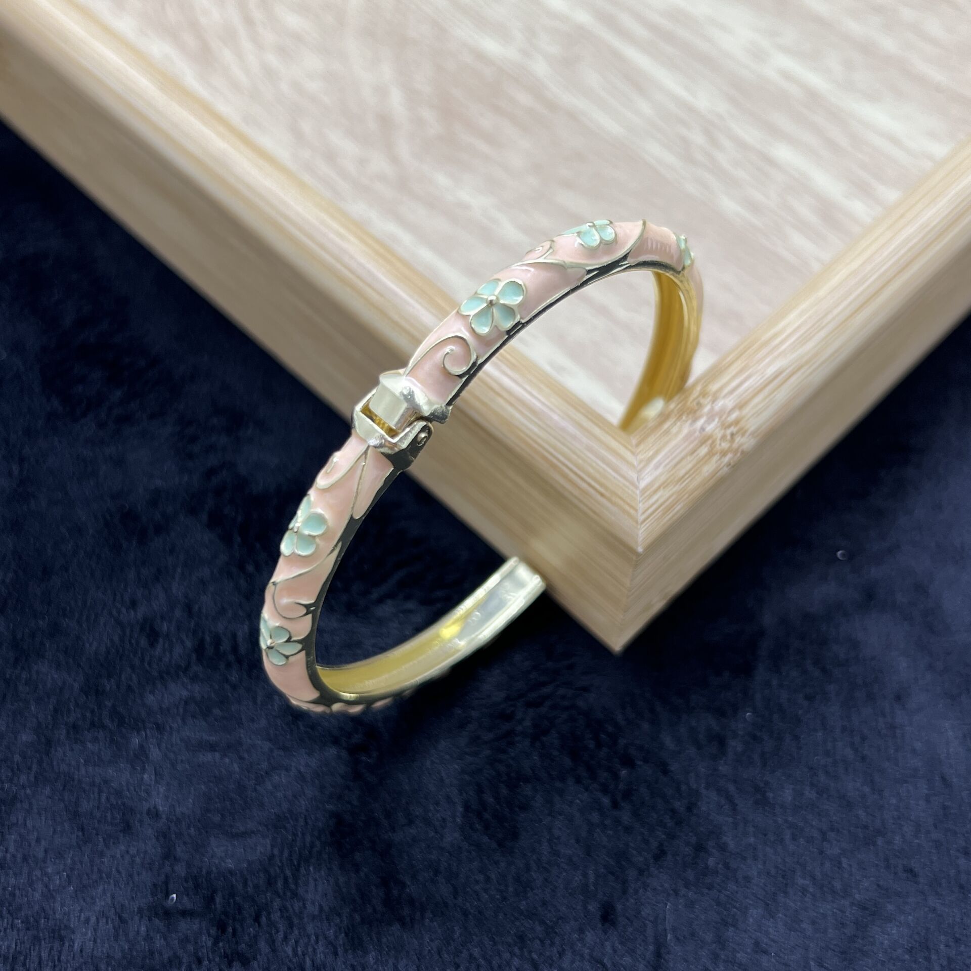 Pirinç Mineli Kelepçe