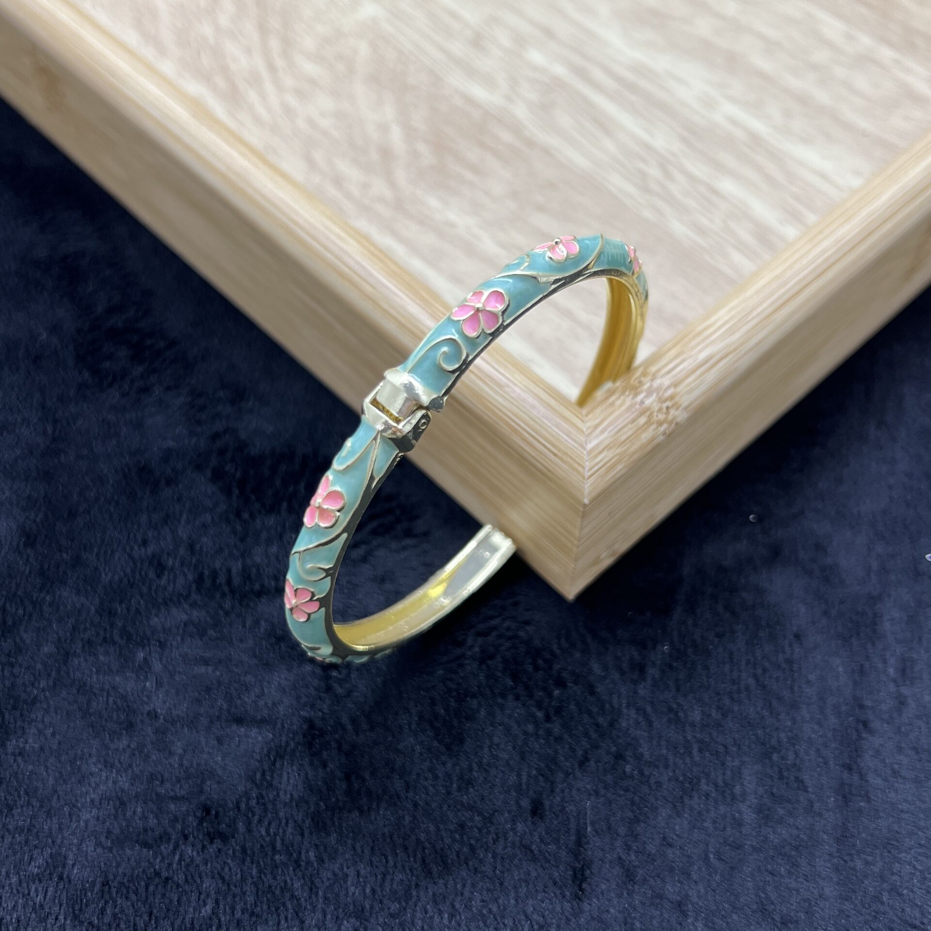 Pirinç Mineli Kelepçe