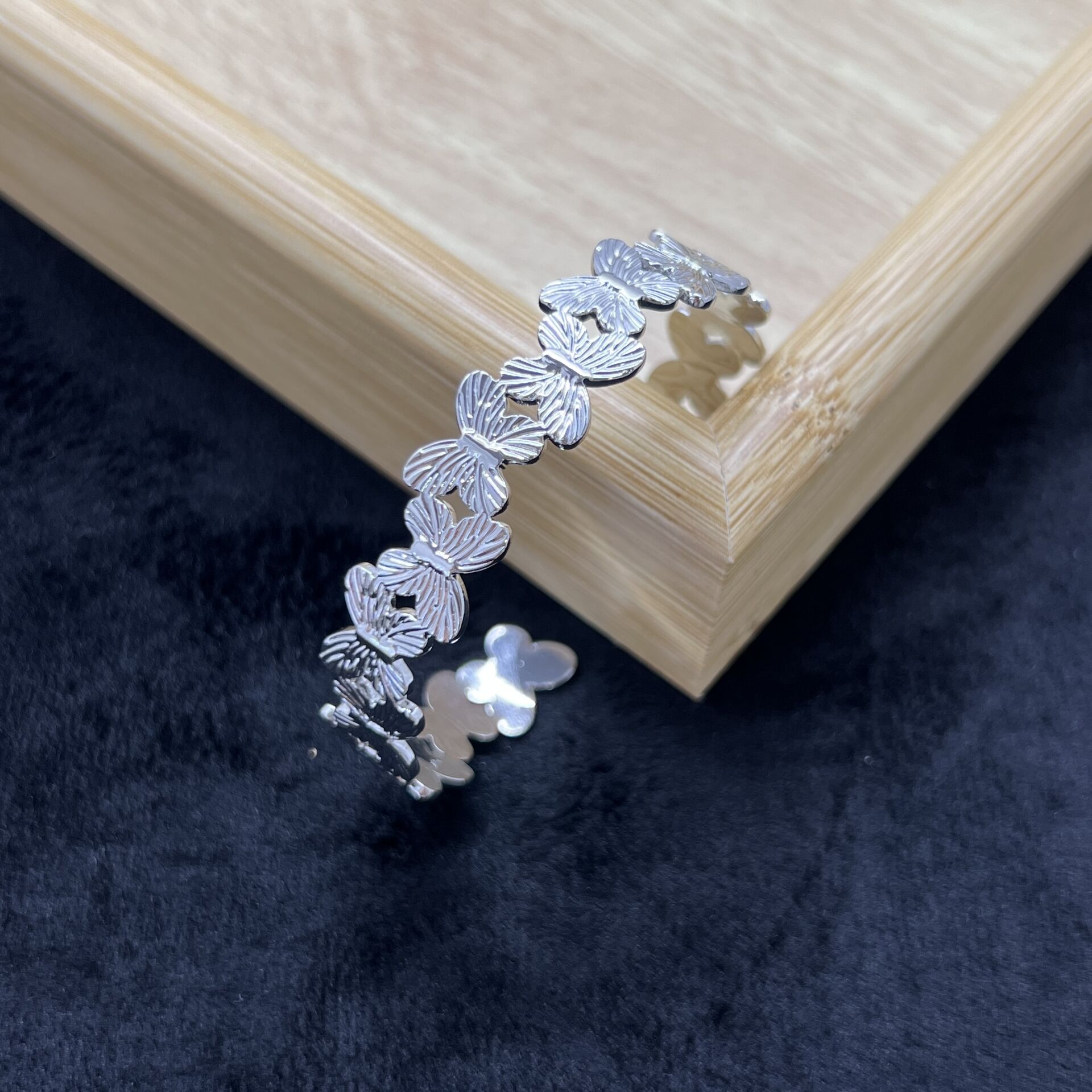 ÇELİK I Kelebek Kelepçe