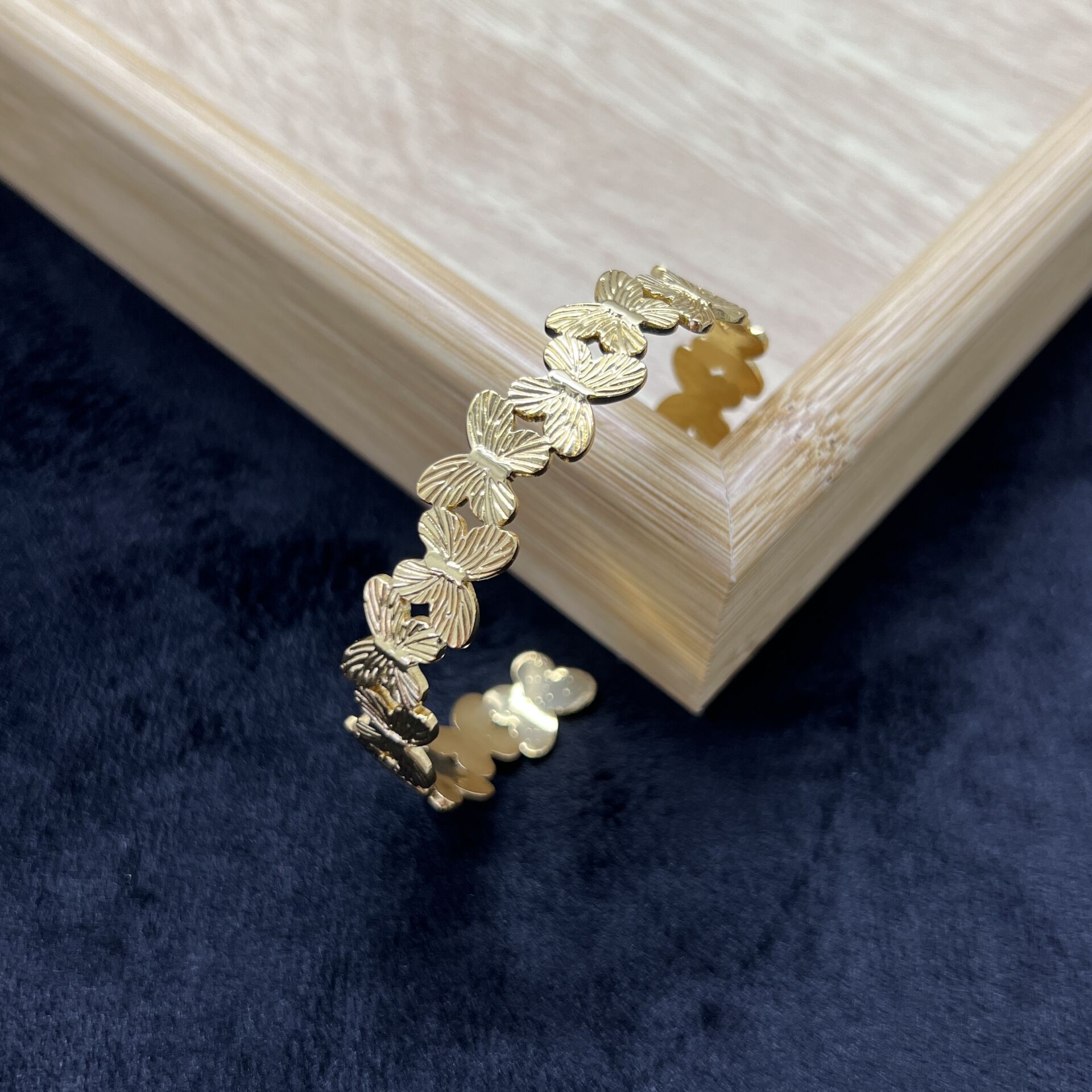 ÇELİK I Kelebek Kelepçe