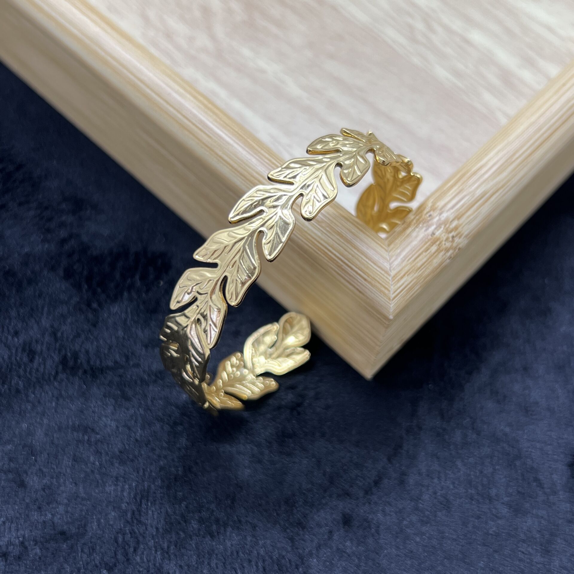 ÇELİK I Yaprak Kelepçe