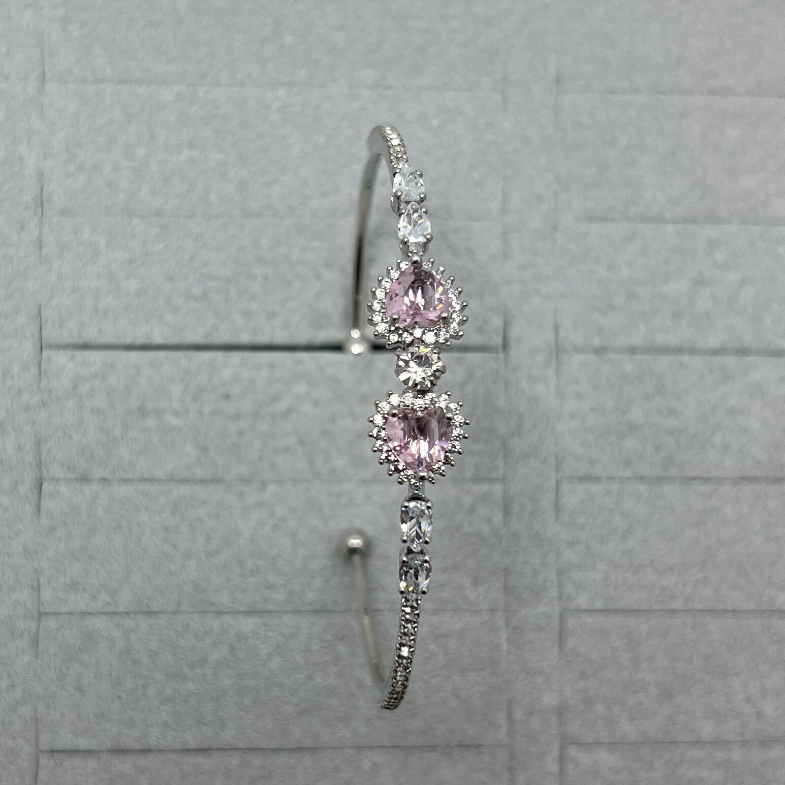 Vip I Taşlı Kalp Kelepçe