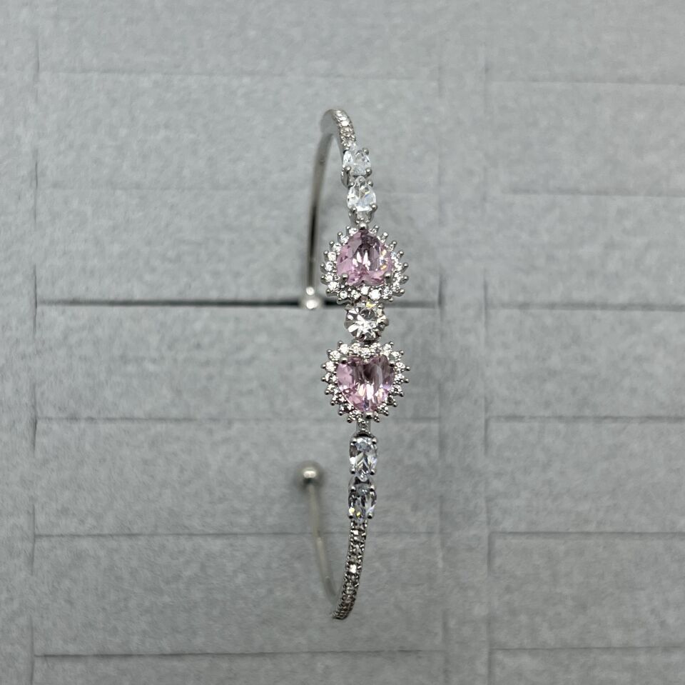 Vip I Taşlı Kalp Kelepçe