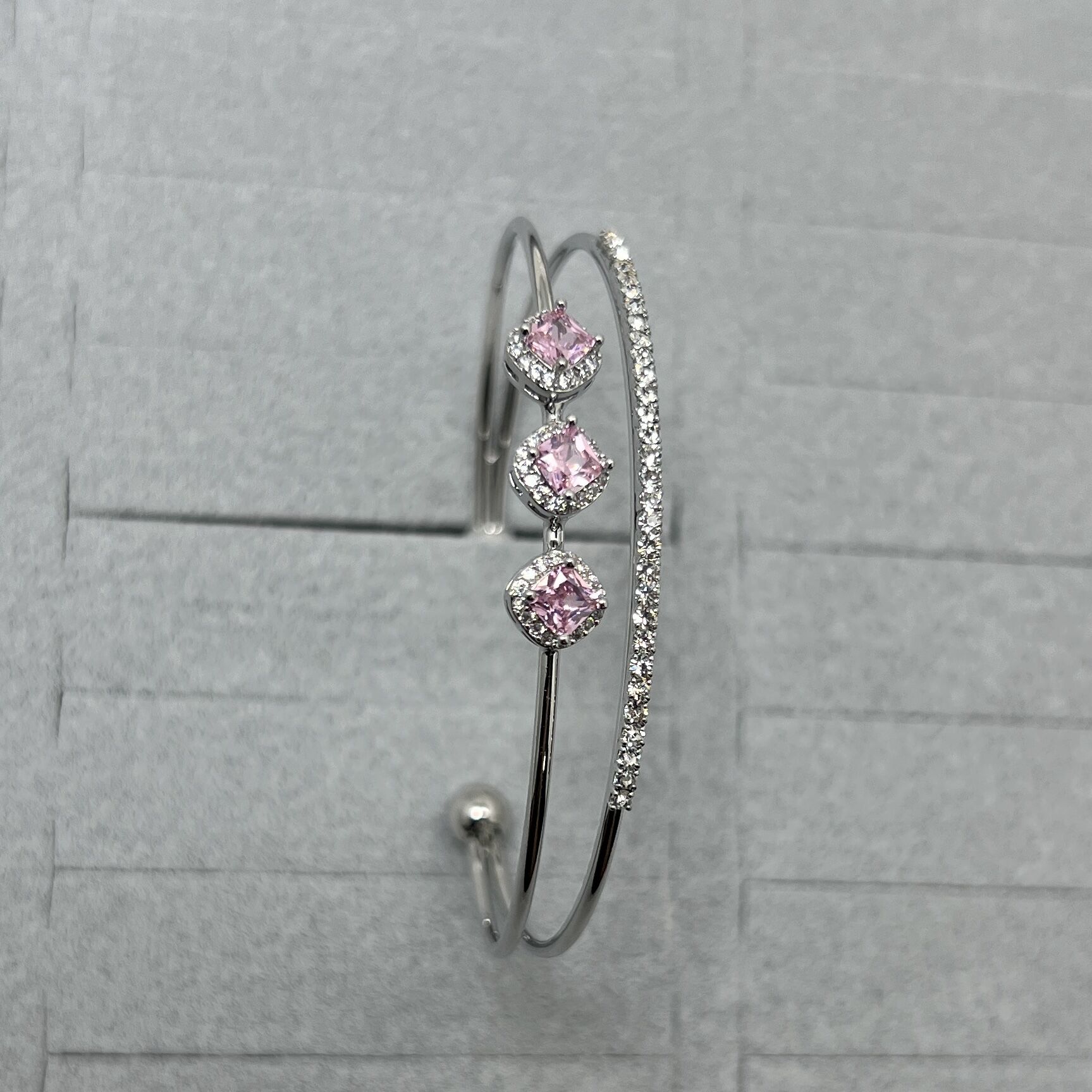 Vip I Pembe Taşlı Kelepçe