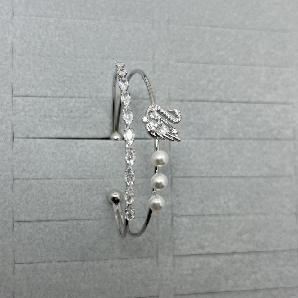 Vip I İncili Kuğu Kelepçe