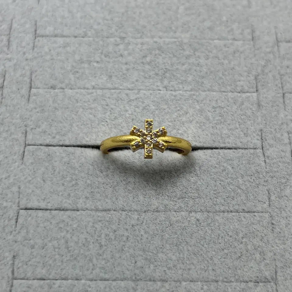 Pirinç I Ayarlanabilir Taşlı Yüzük