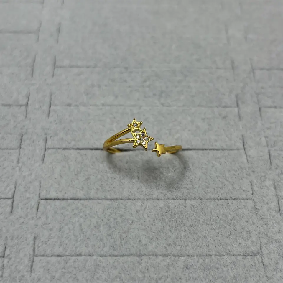 Vip I Ayarlanabilir Taşlı Yıldız Yüzük