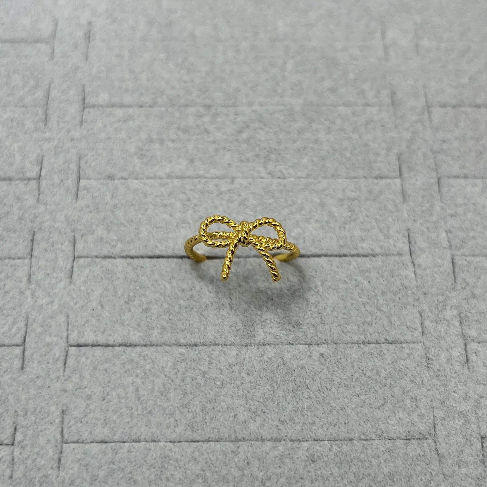 Vip I Ayarlanabilir Kurdele Yüzük