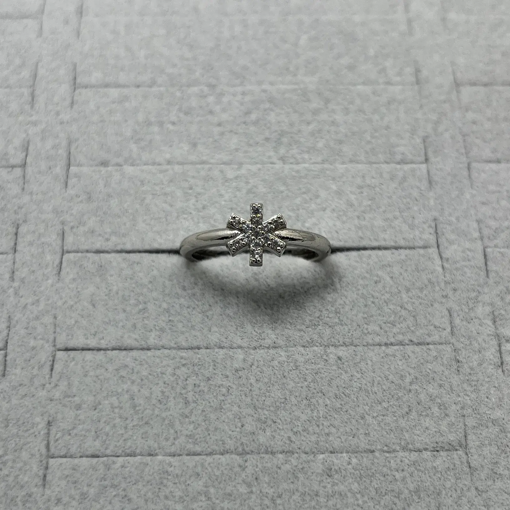 Pirinç I Ayarlanabilir Taşlı Yüzük