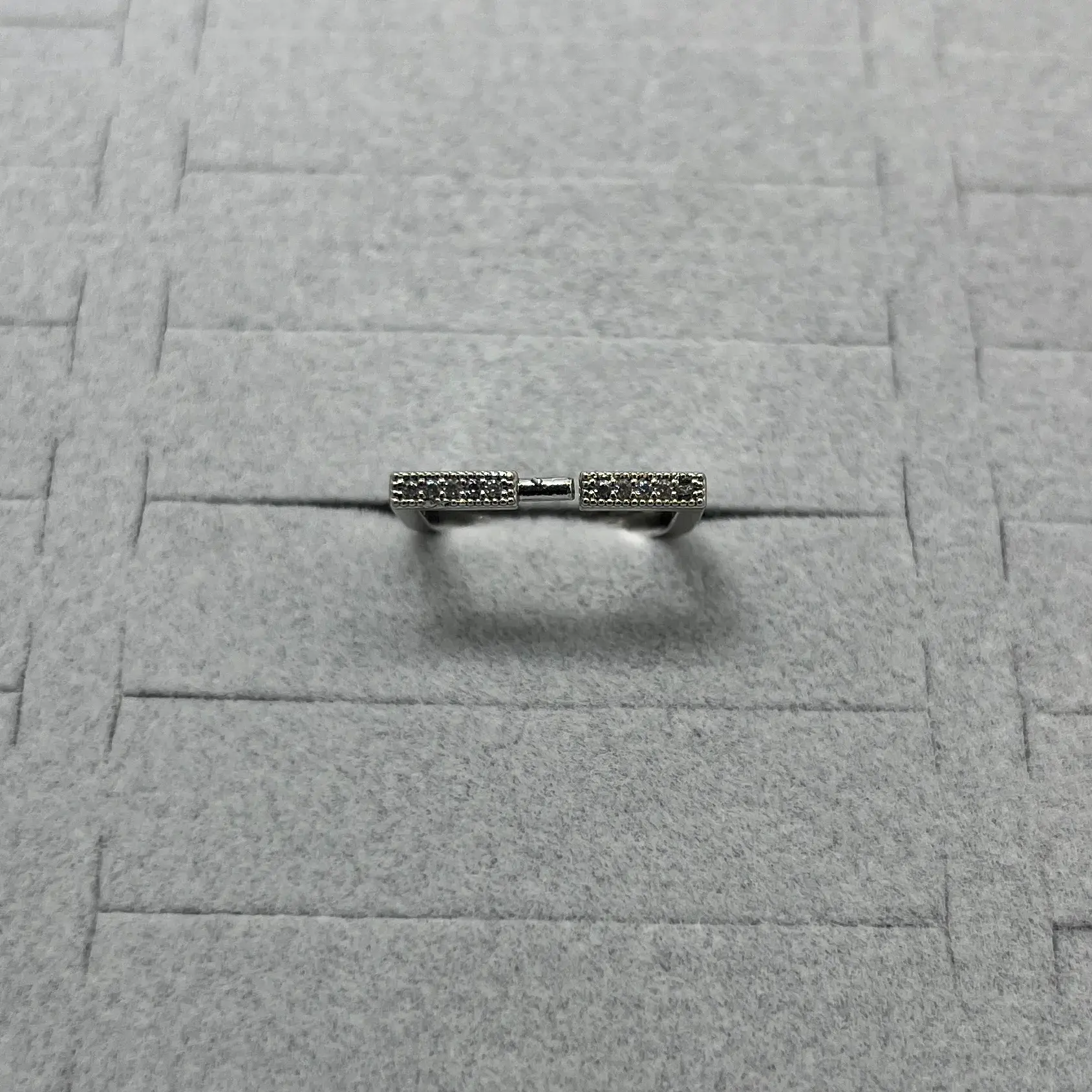 Pirinç I Ayarlanabilir Taşlı Yüzük