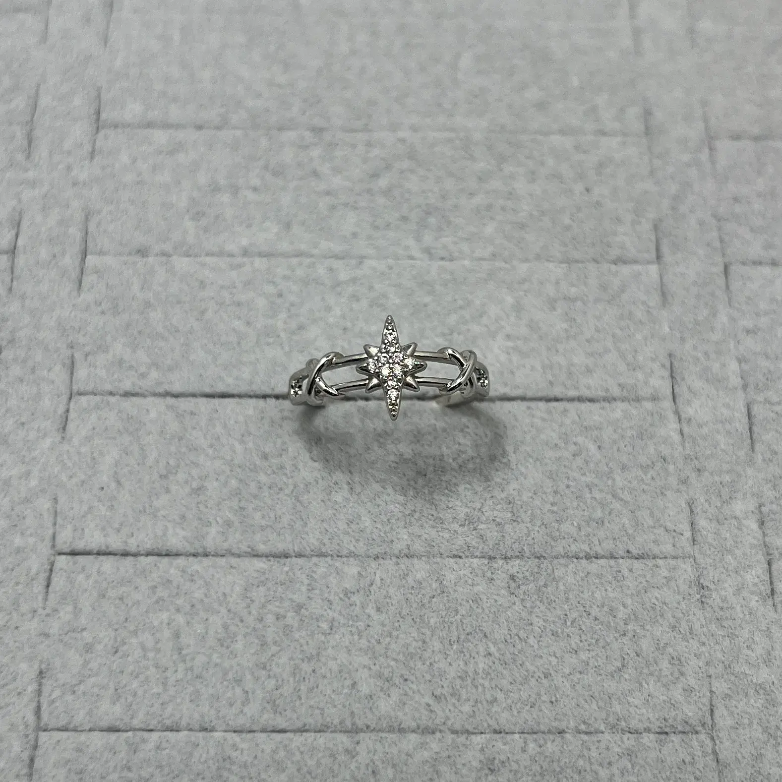 Vip I Ayarlanabilir Kuzey Yıldızı Yüzük