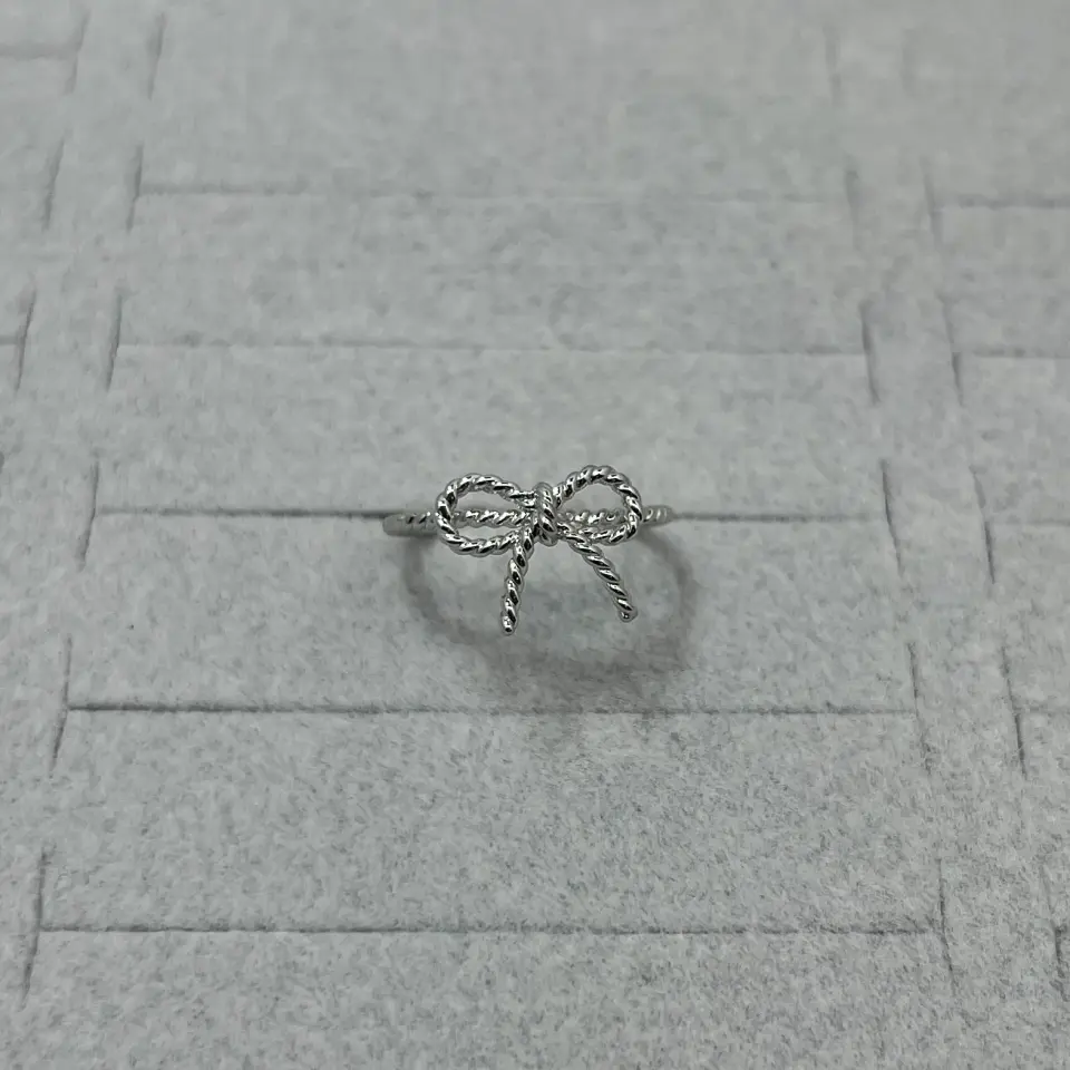 Vip I Ayarlanabilir Kurdele Yüzük