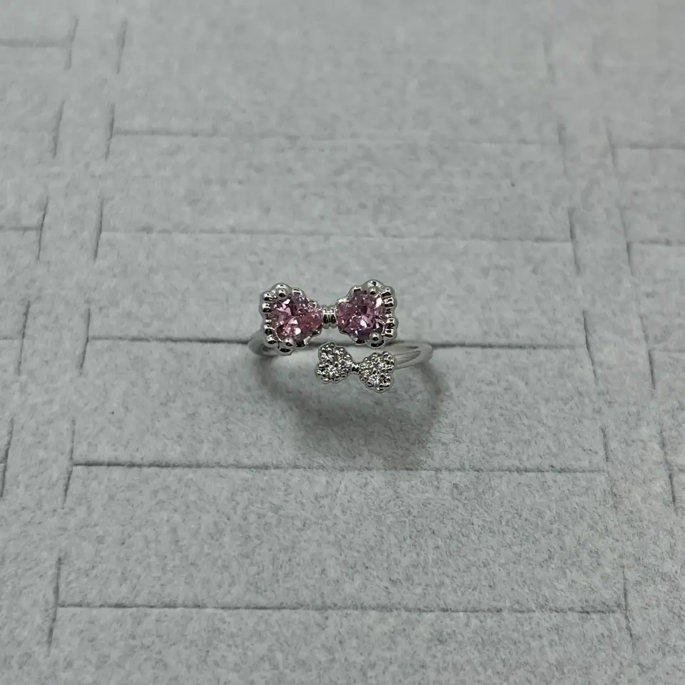 Vip I Ayarlanabilir Pembe Kurdele Yüzük