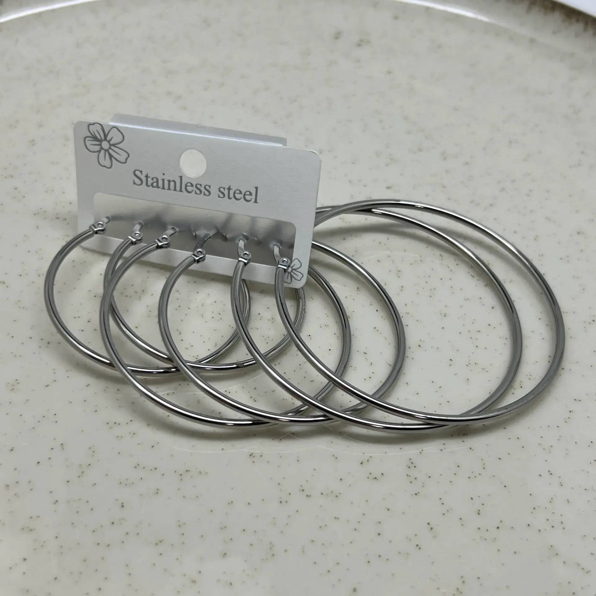 ÇELİK I 6 lı Halka Küpe