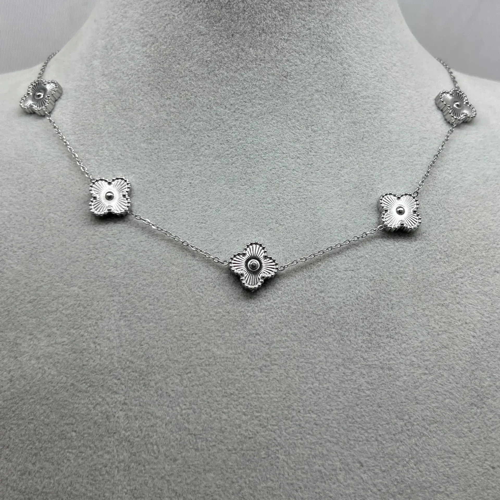 ÇELİK I Kuyum Model Yonca Kolye